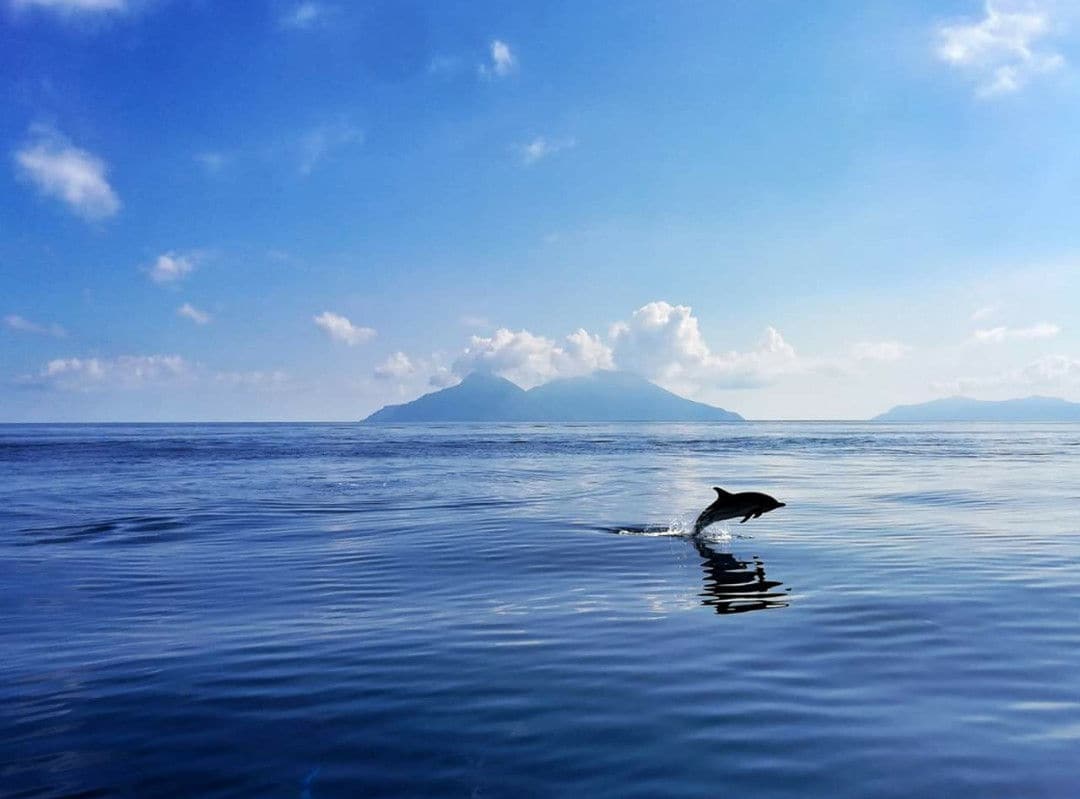 Spiaggia delle acque calde, vulcano